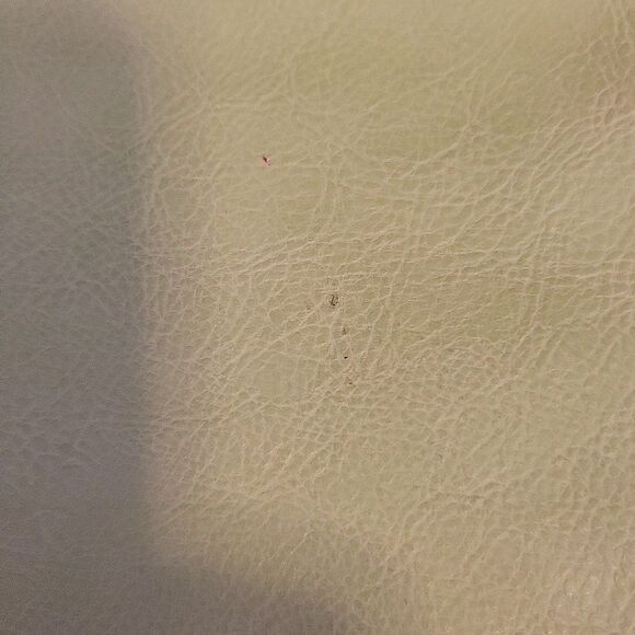 Thirty One Rubie - Picture 4 of 4